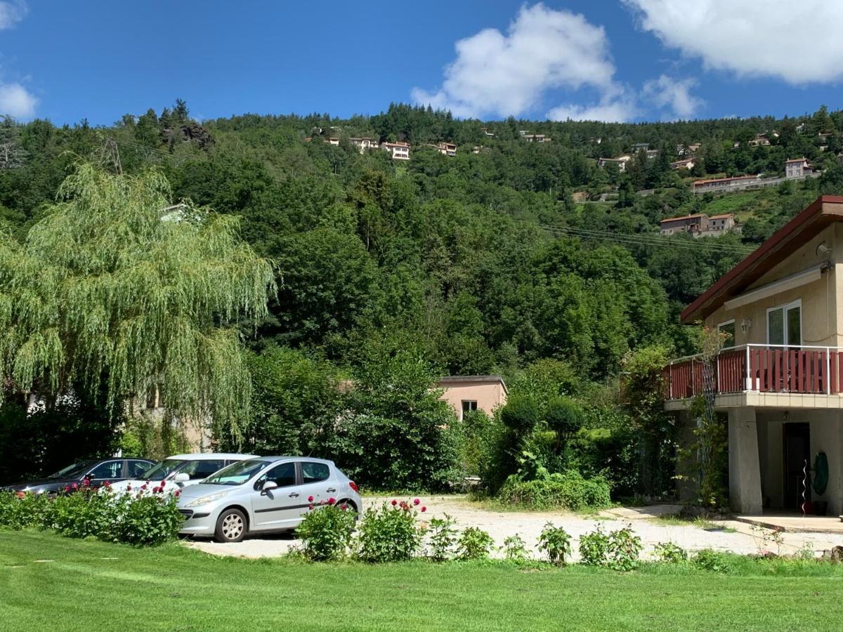 Le Clapot- Les Iris Appartement Saint-Etienne  Buitenkant foto